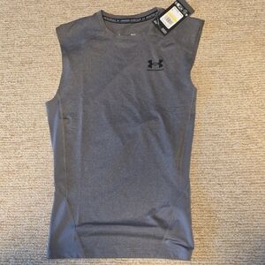 Under Armour Charcoal Sleeveless Shirt. HEATGUARD- NWT SIZE MENS MEDIUM